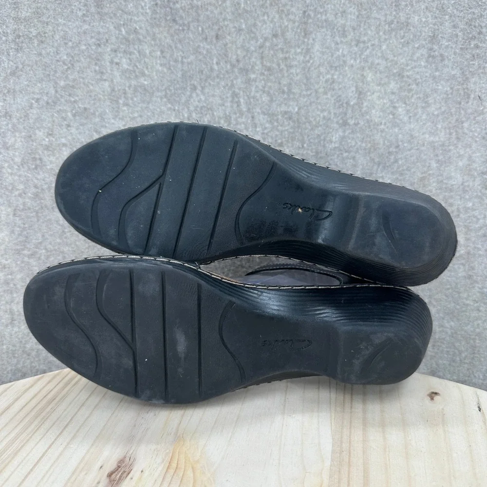 Clarks Wendy Land Sandals Womens 9.5 Black Leather Wedge Laser Cut Mary Jane
